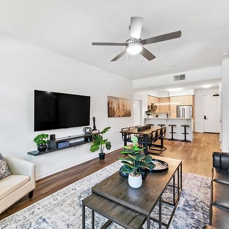 Beverly Grove Chic City Oasis 2 Bedroom Apt With Den 138 Los Angeles Exteriér fotografie