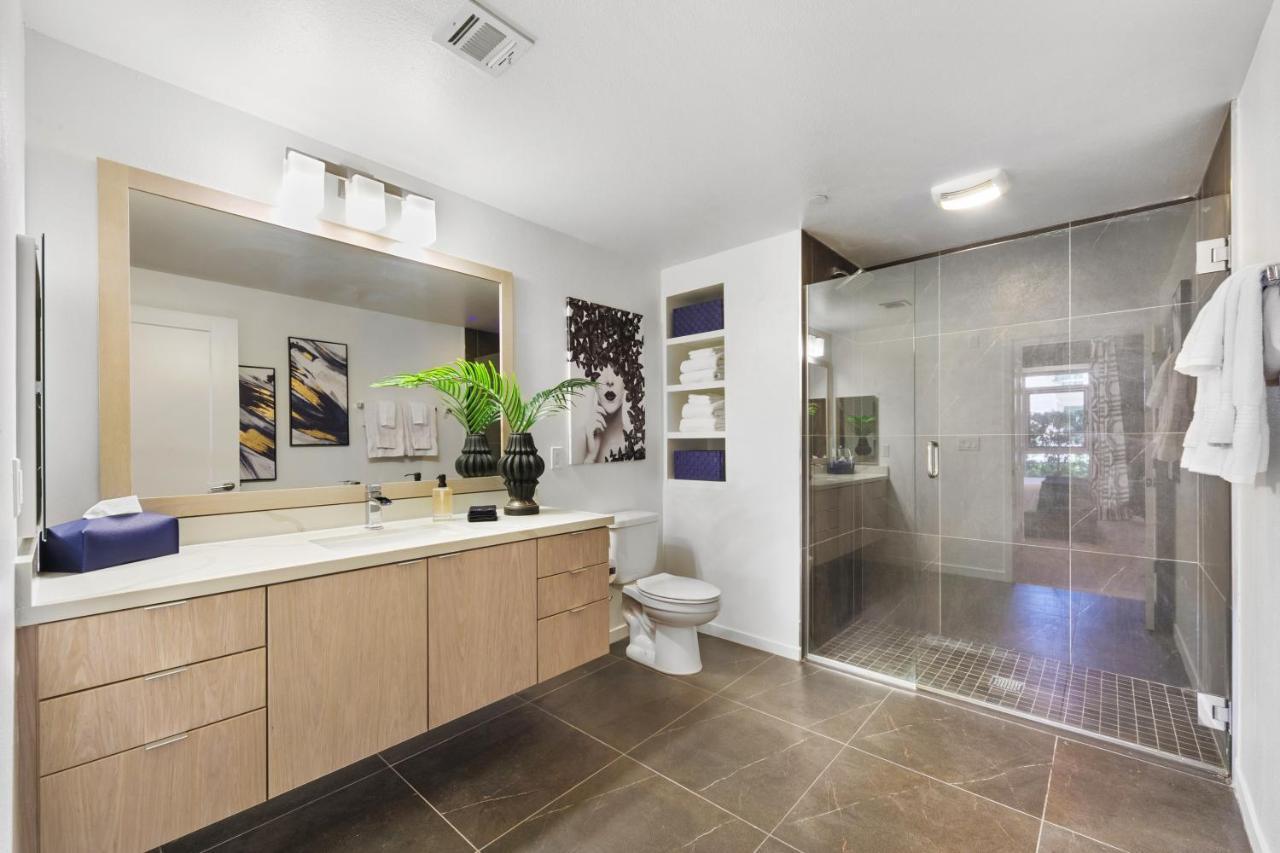 Beverly Grove Chic City Oasis 2 Bedroom Apt With Den 138 Los Angeles Exteriér fotografie
